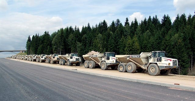 Maquinaria de obra pública para el mantenimiento de rutas nacionales