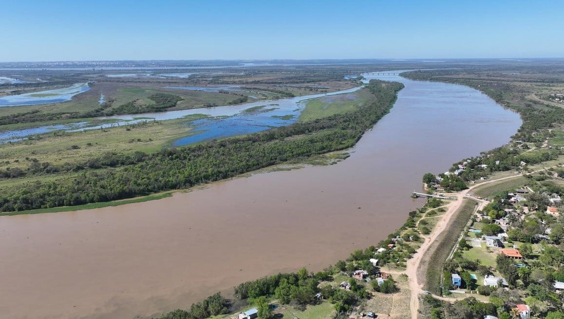 Vista del río Paraná, cerca de donde se construirá el nuevo puerto en Timbúes