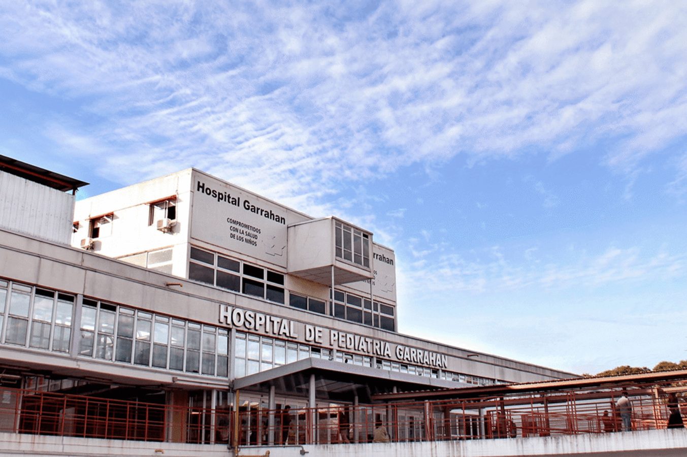 camas eléctricas de última generación instaladas en el Hospital Garrahan