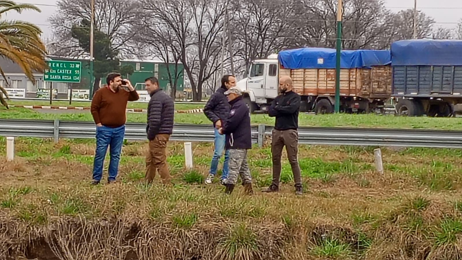Hallaron un cuerpo en el canal de desagüe de la calle 9 y avenida Brunengo